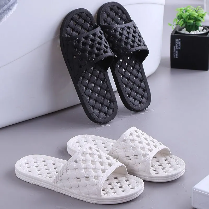 Men's Bathroom Non-slip Flip Flops Bath Slippers Indoor Home Summer Soft Comfortable Couple Family Flat Shoes Hotel Sandals