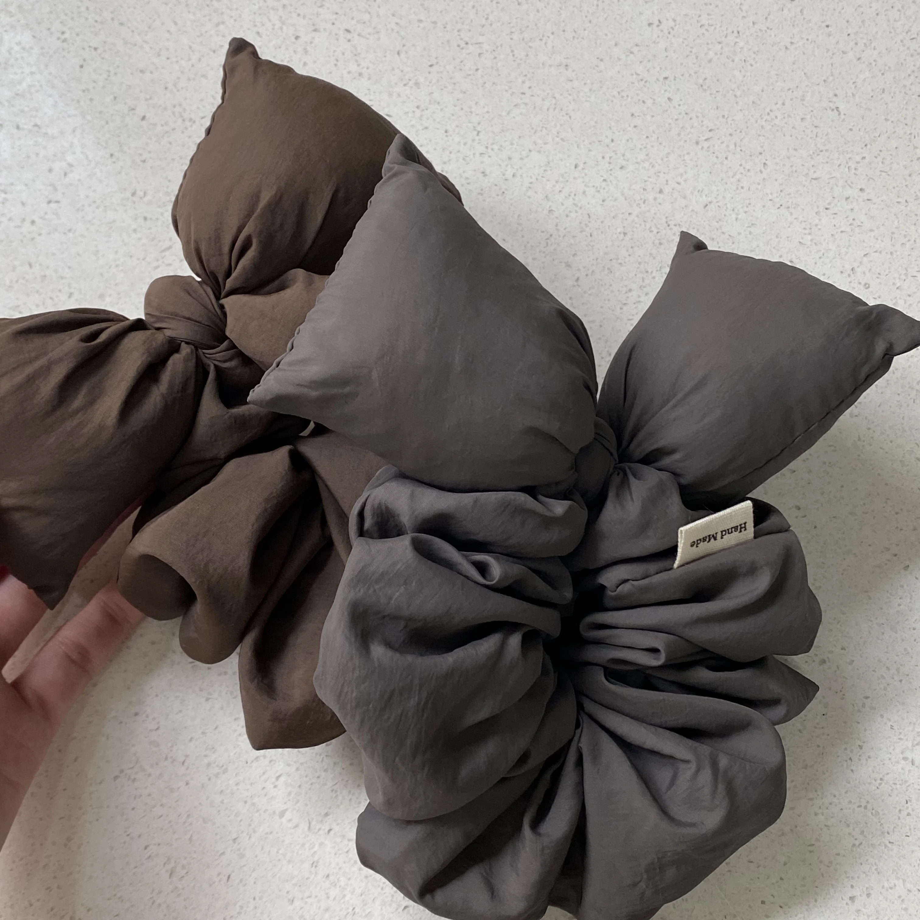 1pc Oversized Bow Hair Scrunchies Set, Brown And Gray Large Bow Hair Ties, Chic And Voluminous Hair Accessories For Women