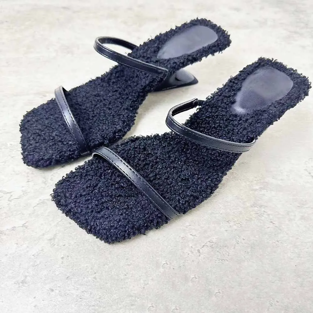 

2024 New Women's Shoes Fashion Temperament Mao Mao Sandals and Slippers With a Thin Band With Square Head and High Heels.