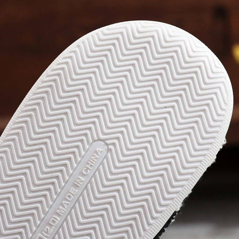 Plush Dachshund Slippers Closed Toe Slippers Comfortable Warm Slip-on House Shoes Anti Slip Flat Thermal Slippers for Men Women