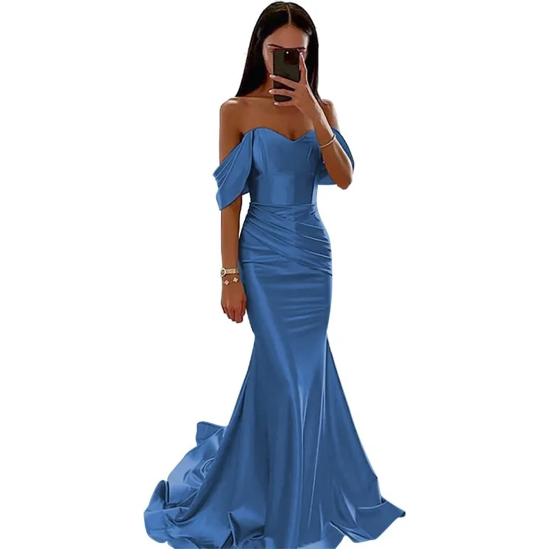 Рисунок 4 - Платье подружки невесты Wakuta с открытыми плечами