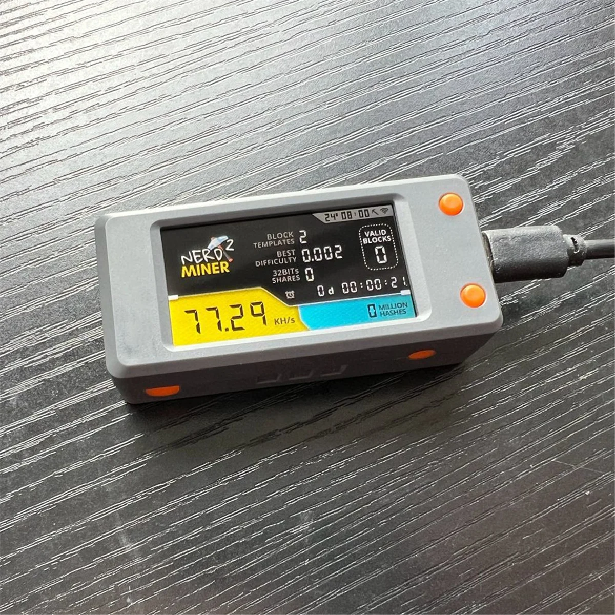 Bitcoin Nerd Miner V2.0 T-Display-S3 BTC Crypto Solo Lottery Nerdminer Miner LCD Display 78KH/S with Shell DY