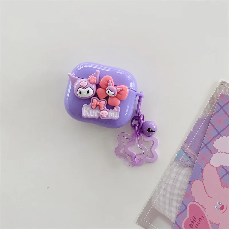 Airpods Pro2 用ケース　CASETIFY KUROMI Sanrio Characters Kuromi CASETiFY Kuromi Collectible Earbuds