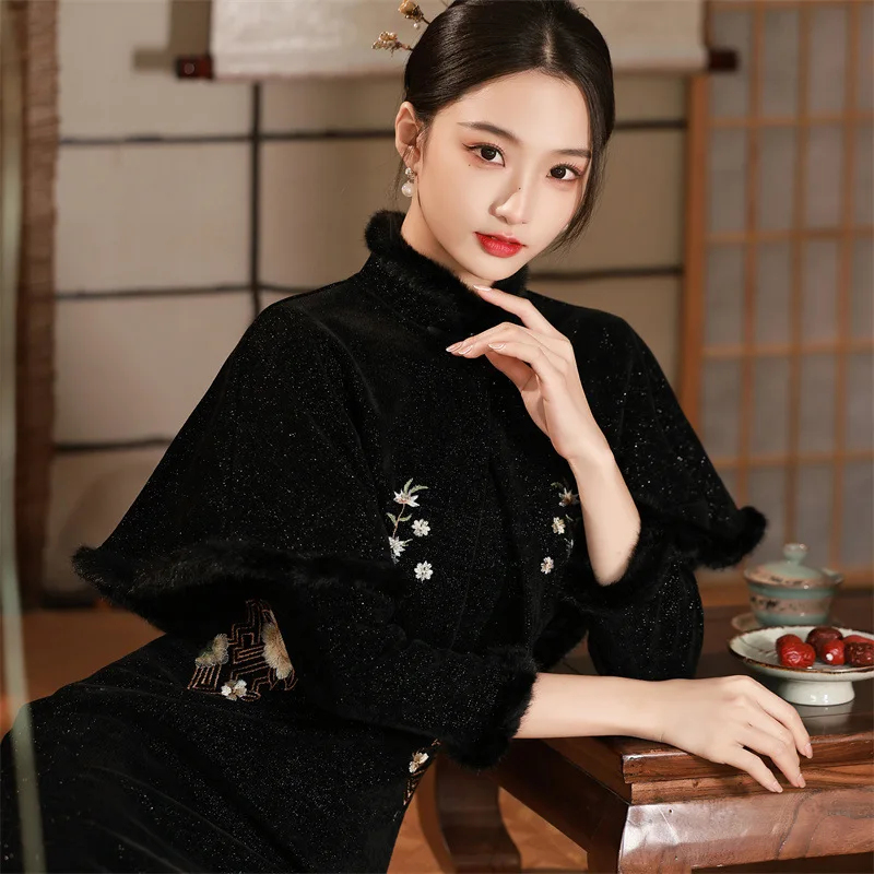 

Winter Fur Collar Embroidered Mid-length Cheongsam Chinese Traditional Wedding Banquet Toast Evening Party Dress Qipao for Women