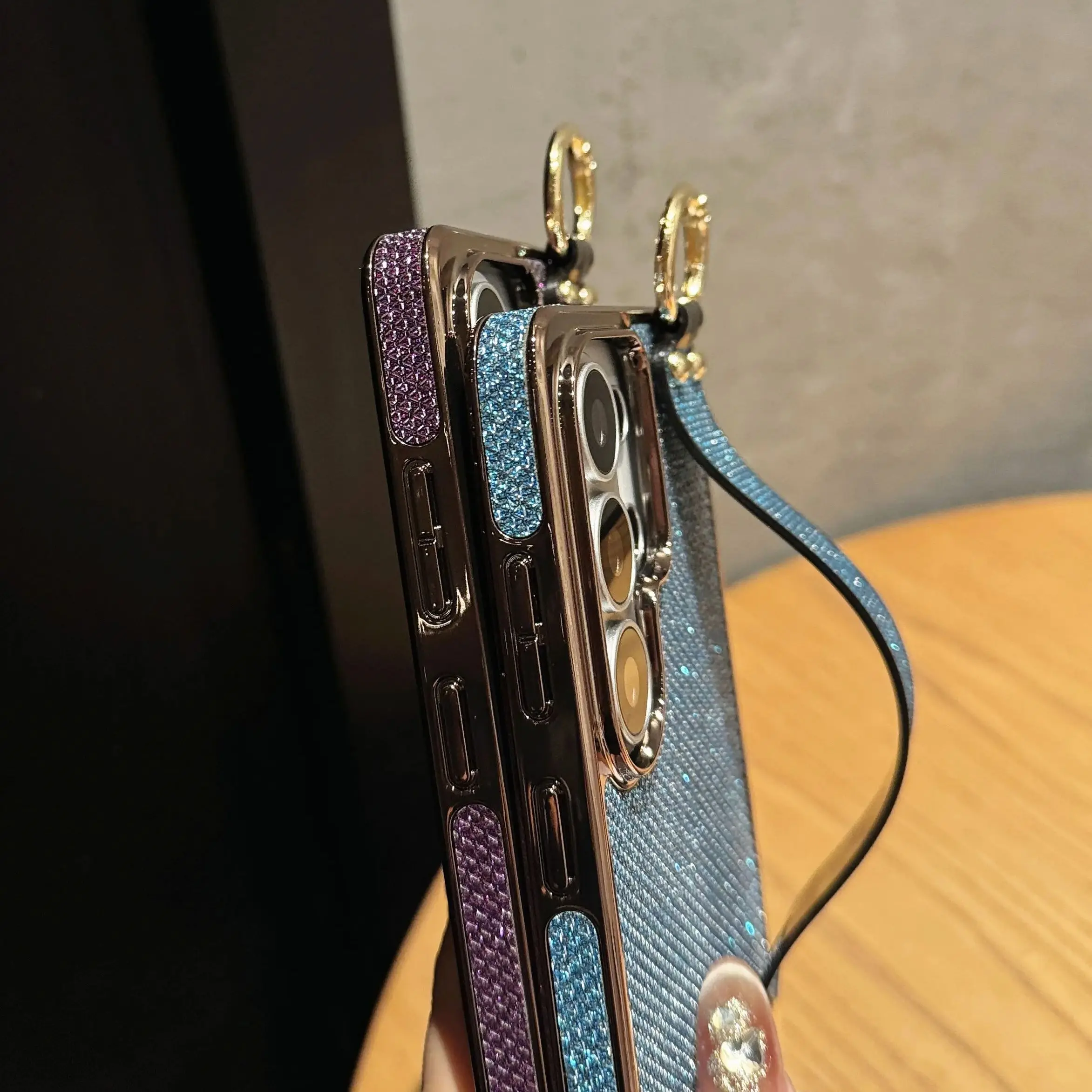 Sparkling Plating Wrist Strap Holder Case with Hand Bracket and Enhanced Camera Protection
