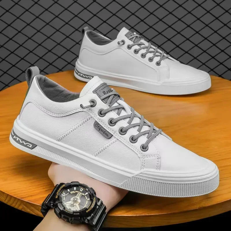 

Men's Casual Shoes Lightweight Breathable Men Shoes Flat Men Sneakers White Skateboarding Shoes Business Travel Tenis Masculino