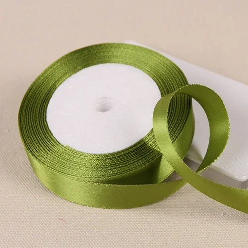 Versatile Green Grosgrain Ribbon for Crafts and Gift Wrapping