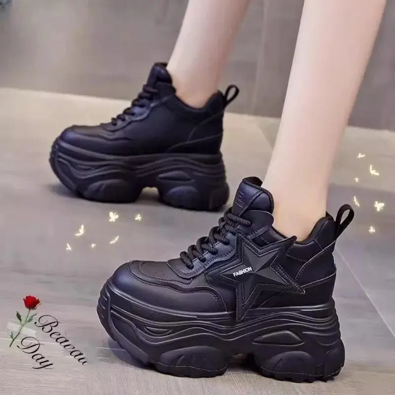 Black color [only with inner lining]