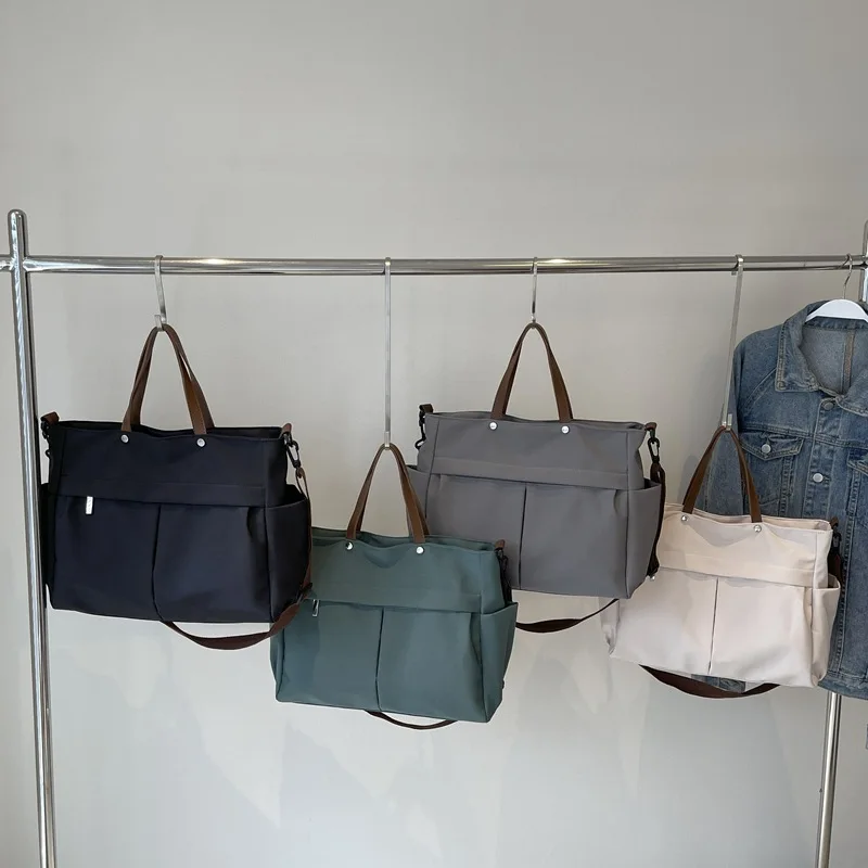 Borsa a Spalla da Donna alla Moda 2026, Grande Capacità, Borsa da Viaggio Casual, Borsa per Libri e Documenti per Studenti Universitari, Borsa Tote in Nylon Resistente - immagine 6