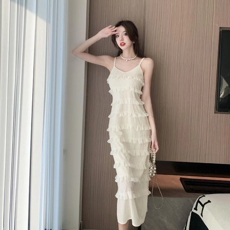 

Fairy V-Neck Long Dress Loose Ruffled Layers Cake White Holiday Dresses Sexy Spaghetti Strap Summer Dresses Vestido Feminino