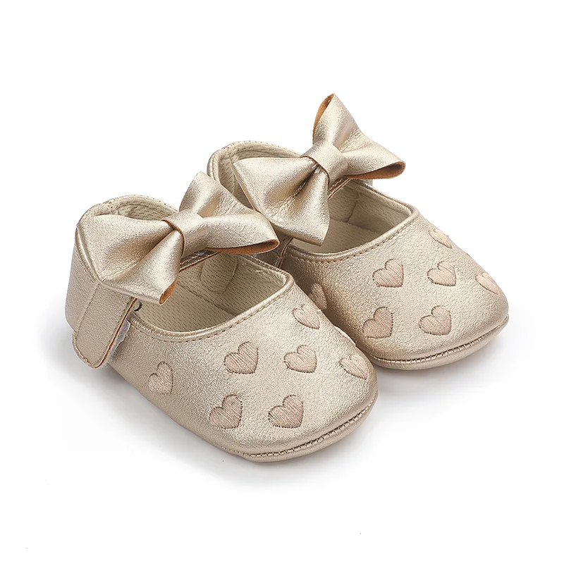 PU 가죽 Bowknot 소녀 신발 귀여운 모카신 하트 소프트 단독 플랫 신발 첫 워커 공주 신발 용 신발