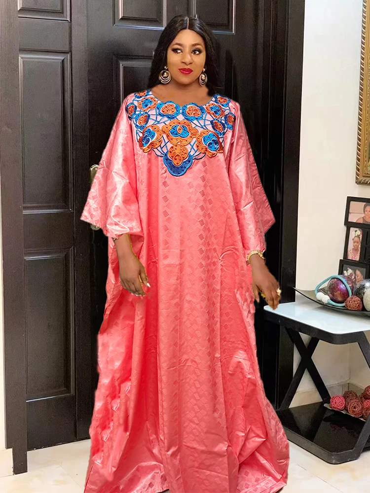 �ϻ� �� ���� ��Ƽ�� �α� Bazin ���ǽ�, ��ǰ�� �� �κ�, �ϻ� �� ��Ƽ����