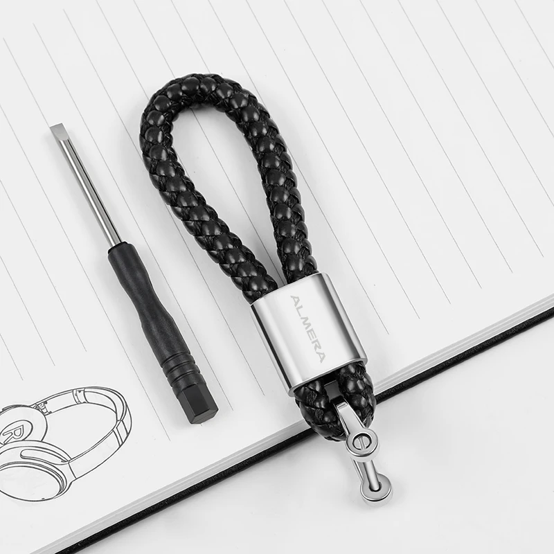 Leather Rope Car Keychain Hand Braided Horseshoe Buckle Keychain for Nissan Almera G15 N16 Accessories