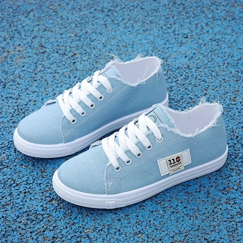 

2023 New Fashion Low Heel Canvas Shoes Settled Outside Leisure Canvas Shoes Fashion Everything Fashionable