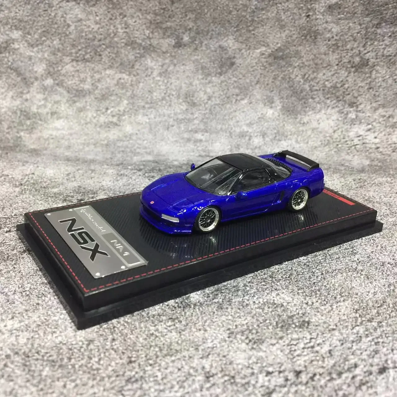 

IG 1:64 Model Car NSX NA1 Alloy Die-Cast Sport Vehicle - Blue