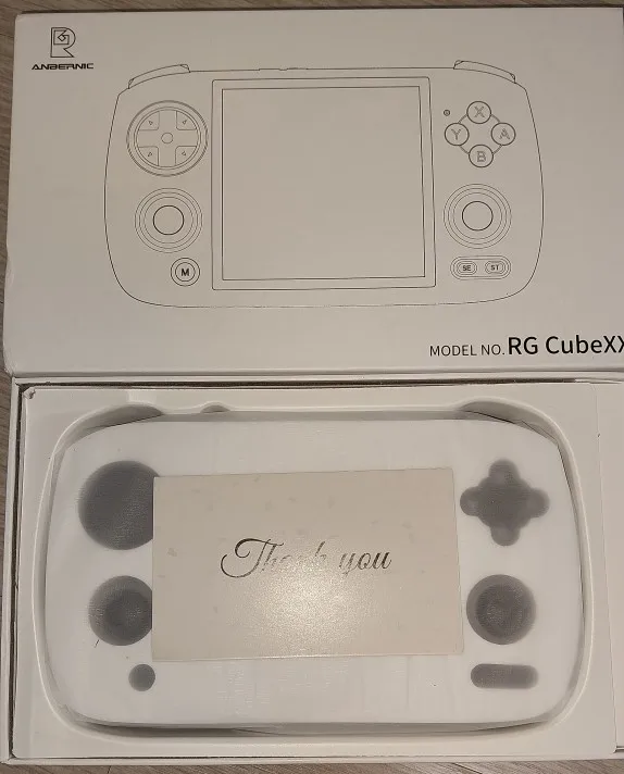 ANBERNIC RG CubeXX photo review
