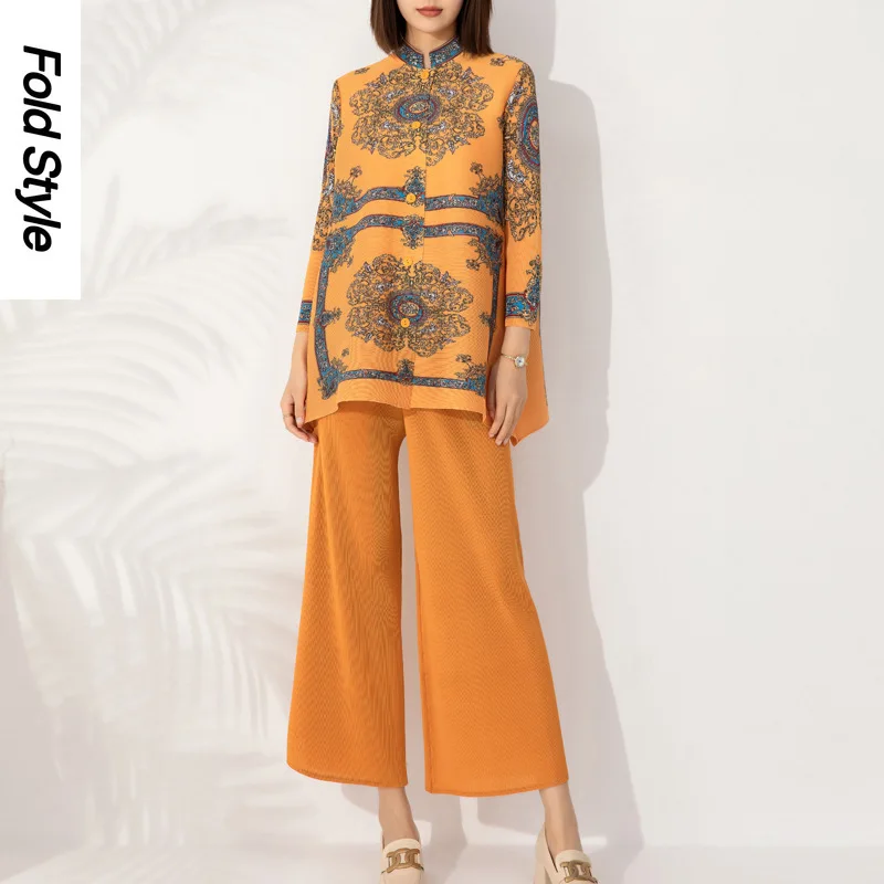 

2024 New Autumn/Winter Women's Fashion Trend Temperament Wrinkle Fashion Loose Print Stand Neck Button Fashion Two Piece Set