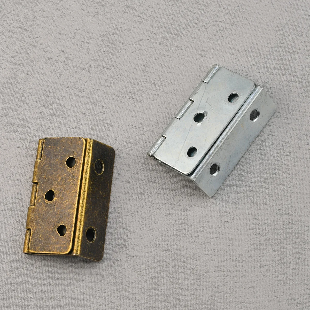 Three-fold Antique Iron Hinge 6-hole Three-fold Right Angle Hinge 43mm for 18mm board