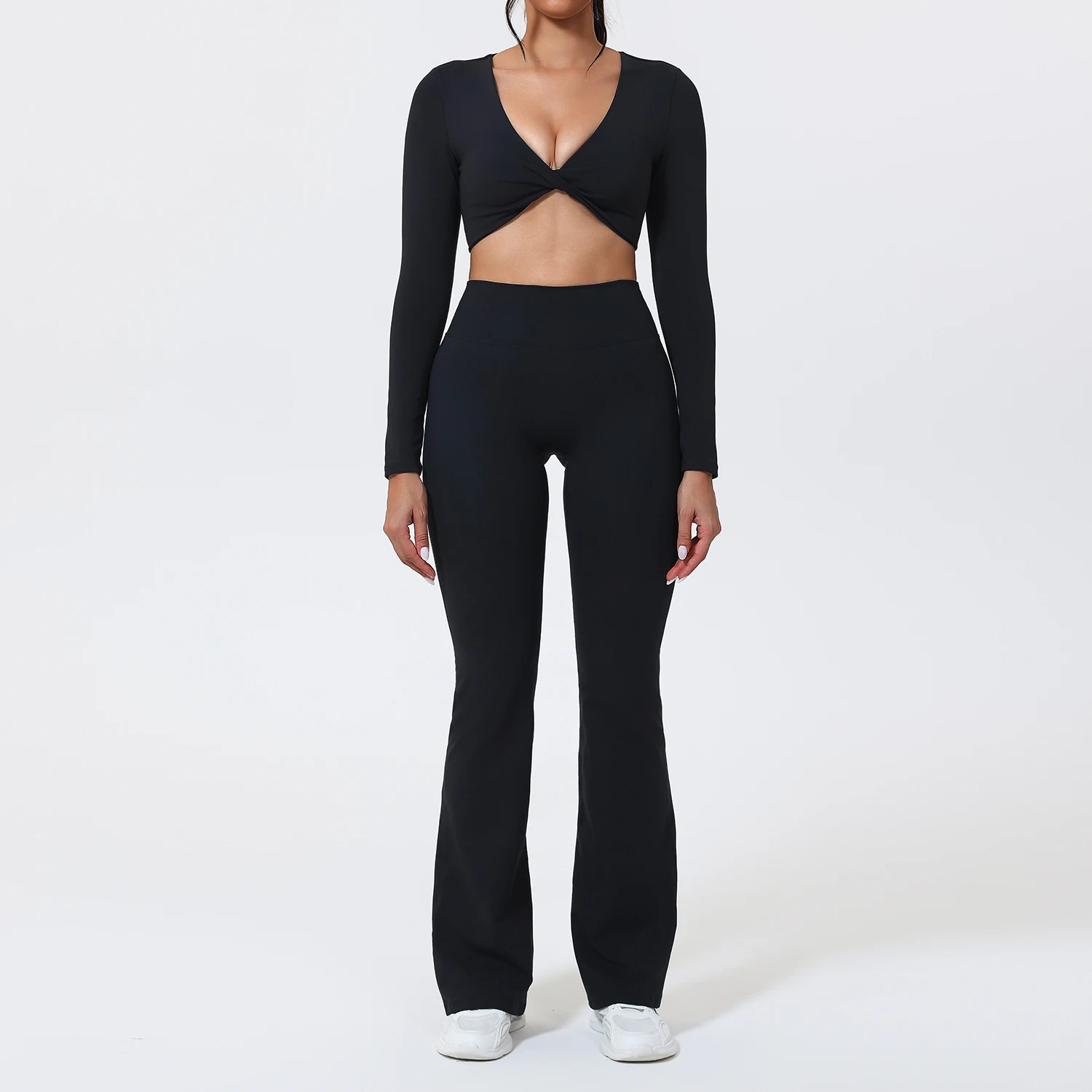 Black / M