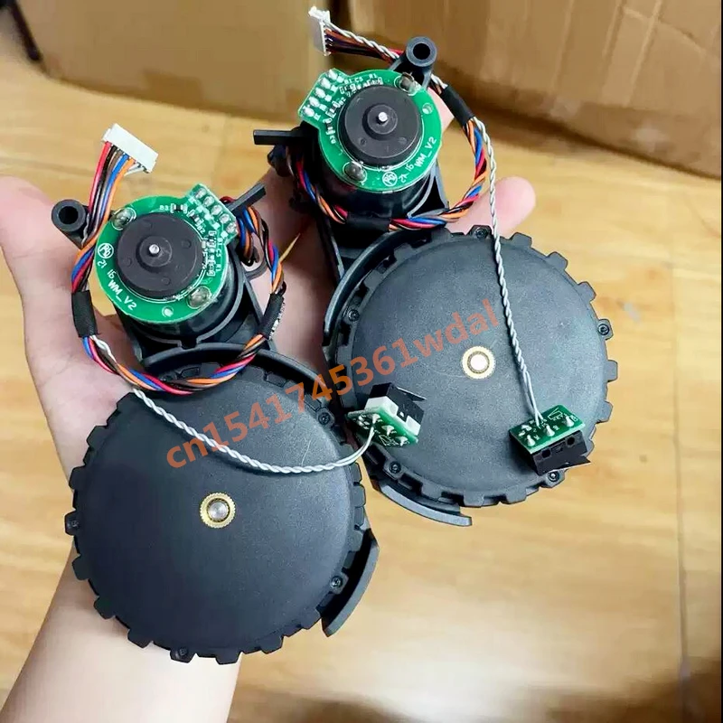 

for Roborock S5 MAX S50 MAX S55 MAX Left And Right Walking Wheels Accessories S7 Vacuum Cleaner Parts Wheel