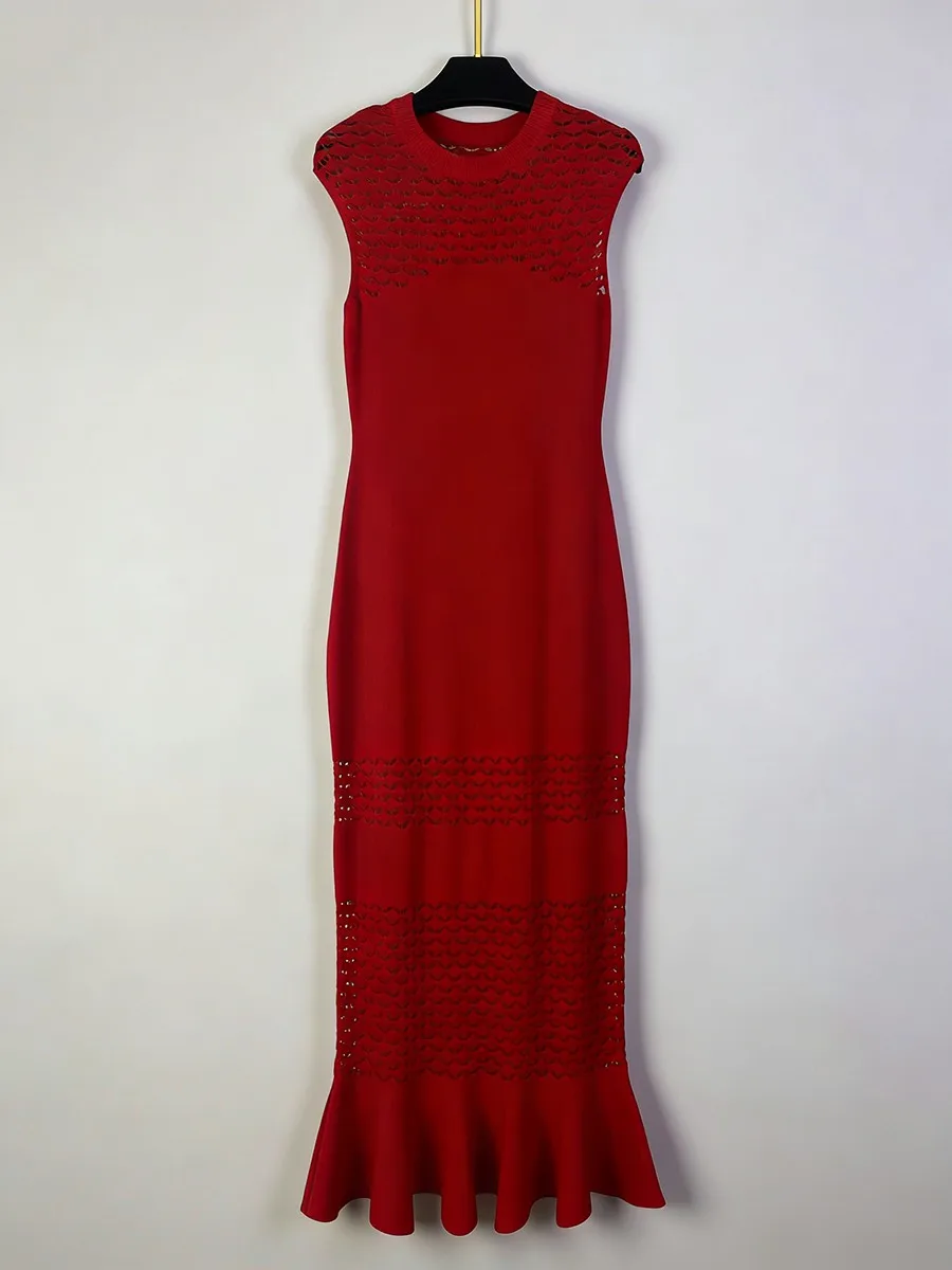 TWOTWINSTYLE Solid Hollow Out Design Sense Knit Dresses for Women Round Neck Sleeveless Tunic Minimalist Long Dress Female New