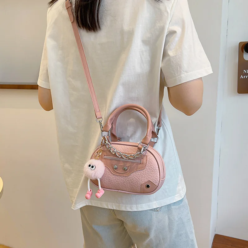 

High-grade Exotic Small Crossbody Bag Women New Popular Texture Joker Messenger Shoulder Bag Portable Small Round Shoulder Bag