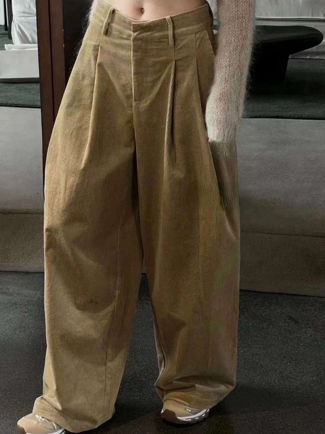 Autumn and summer Korean corduroy wide leg pants  women Fashion y2k loose retro personality simple solid color straight pants