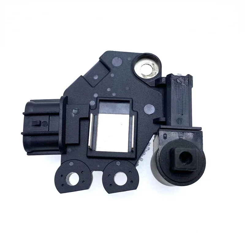 Car Alternator Regulator 3PIN For Hyundai New Elation KIA Forte K2 K3 K5 Sportage R