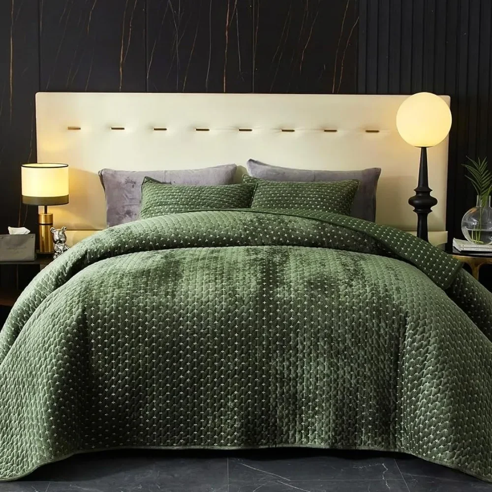 

Velvet Quilt King Size, Oversized Bedspread Quilted Bedding Set,Set Comforter for All Season 2 Pillow ,Green,Striped Quilt Set