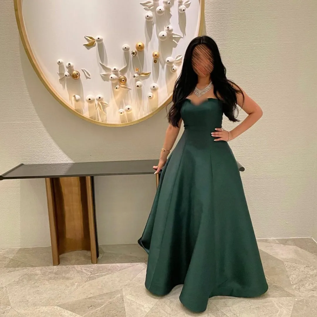 

Long Sweetheart Satin Evening Dresses With Pockets A-Line Floor Length Prom Gowns Robes de soirée Party Dress for Women
