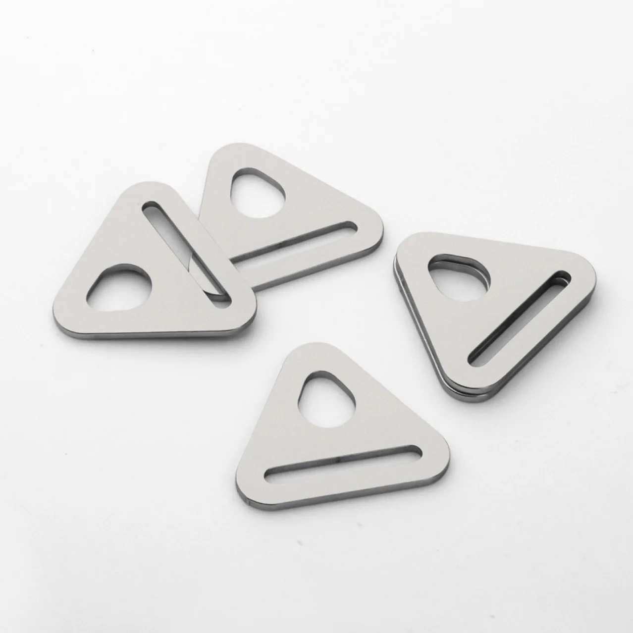 5Pcs 스테인레스 스틸 삼각형 버클 28mm 조절기 삼각형 반지 바 캐러밴 텐트 고정 버클 가방 수하물 액세서리