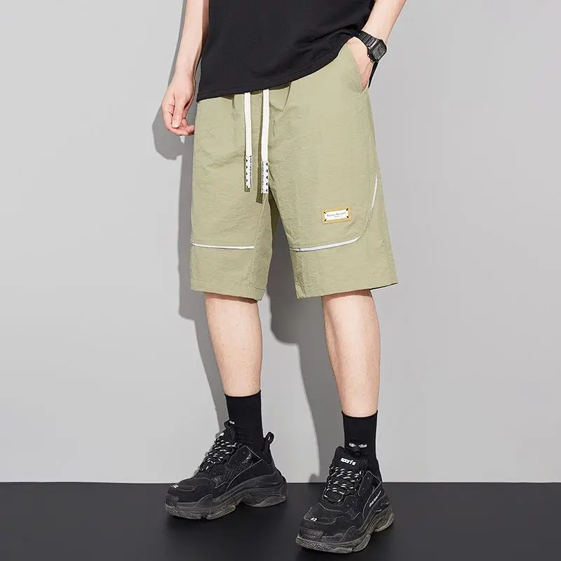 Men's casual handsome shorts, summer breathable five-point pants, ice silk loose pants, sports