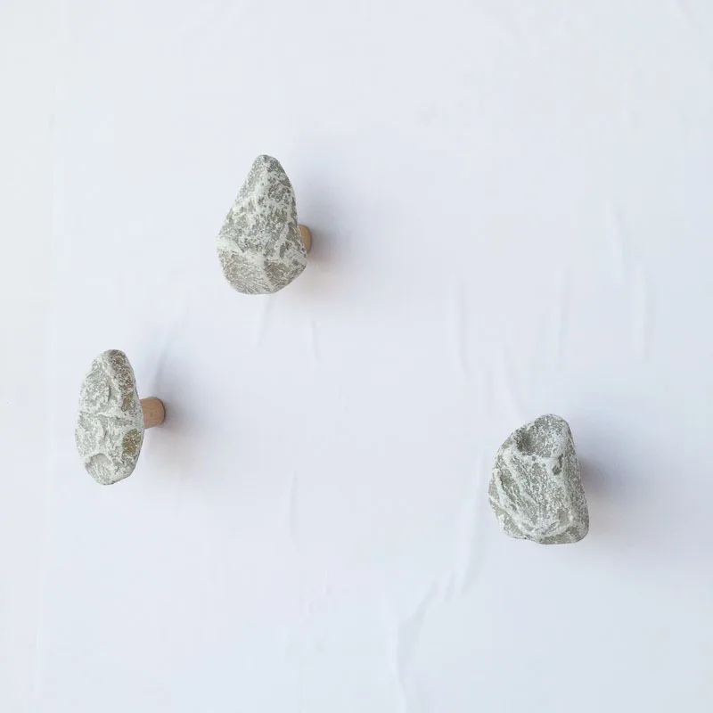 Description Picture 4 of itemStone Solid Wood Hook Clothes Hanger Multi-Purpose Wall Coat Hat Rack Vintage Key Hanging Holder Door Bathroom Decorat Punching