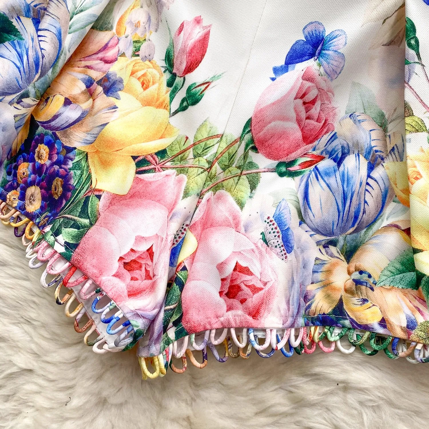 بدلة نسائية قصيرة من قطعتين ، بلوزات فضفاضة ، شورت...