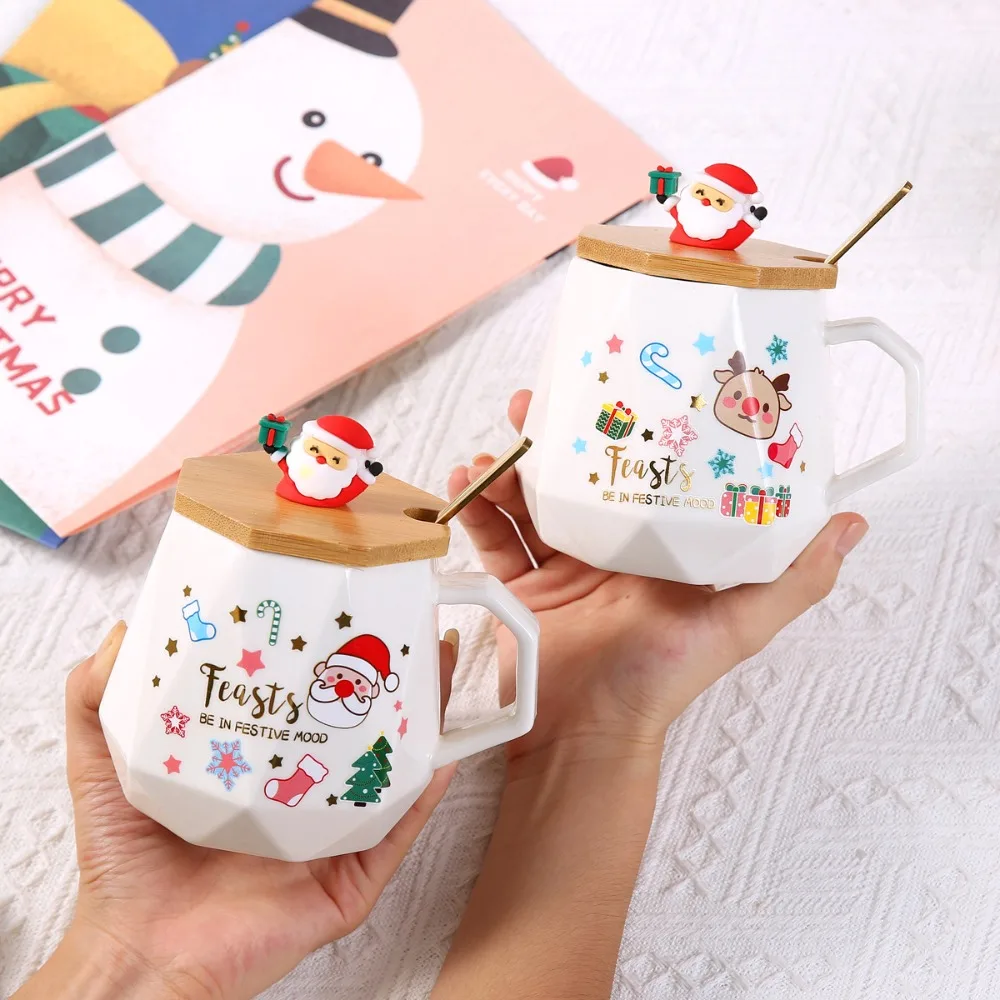 Ceramic Mug Christmas Gift Set Warm 55℃ Ceramic Mug with Lid featuring Santa Claus for Office or Home Use