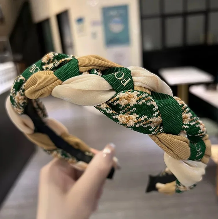 2024 Retro French Academy Style Hair Hoops for Women\'s Hairbands Fashion Latest Designer Wide Hairband Hair Accessories