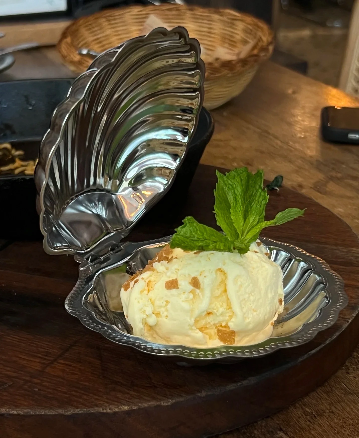 Dining Dish Shell Shape Stainless Steel Dish Plate Metal Cheese Plate Tableware Storage Jewelry Table Decoration