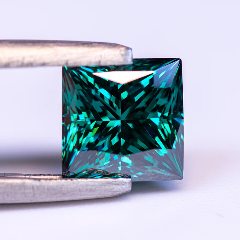 Moissanite in jewelry settings