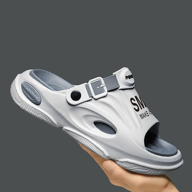 Men's Slippers with Anti-Collision Design, Wear-Resistant, Non-Slip, Contrasting Color Slippers, Men's Bathing Home Thick-Soled Heightening Sandals