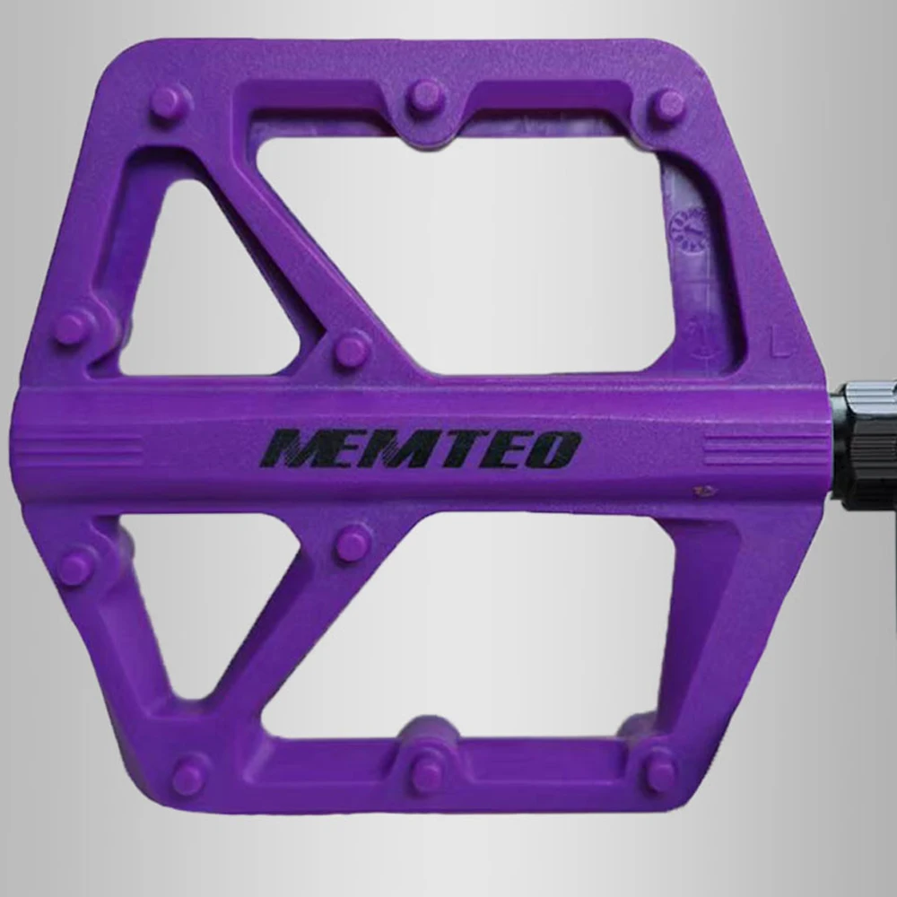 Ultraleichte Doppel-DU-Lager Fahrradpedale aus Nylonmaterial mit Reflektorstreifen für MTB Rennrad Flachpedale Economy-Modell – Detail 9