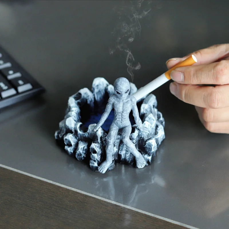 1pc, Halloween Iceberg Ghost Monster Ashtray, Festive Atmosphere Decorations, Home Office Desk Storage, Boyfriend Father Gift