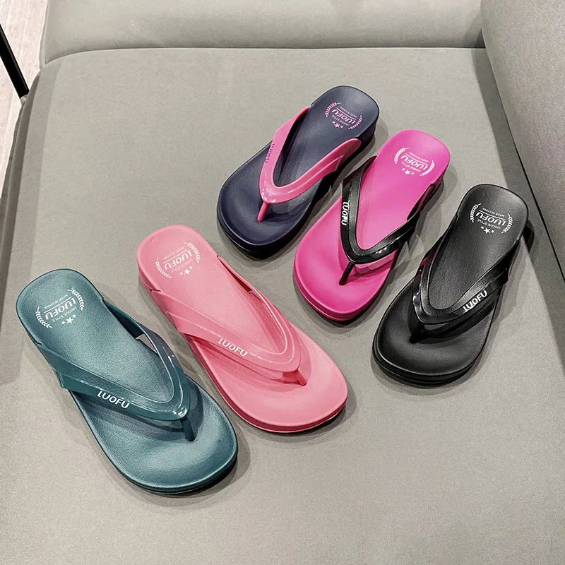 

Flip-flops anti-slip wearable home beach slippers women shoes women slippers Simple and durable Anti-skid and wear-resistant