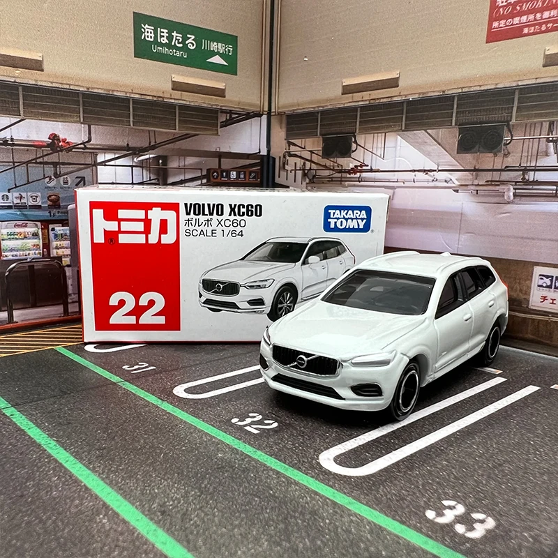 TAKARA TOMY NO.22 VOLVOES XC60 Off-Road Vehicle Children's Toys Small Car Model Collection Ornamnets