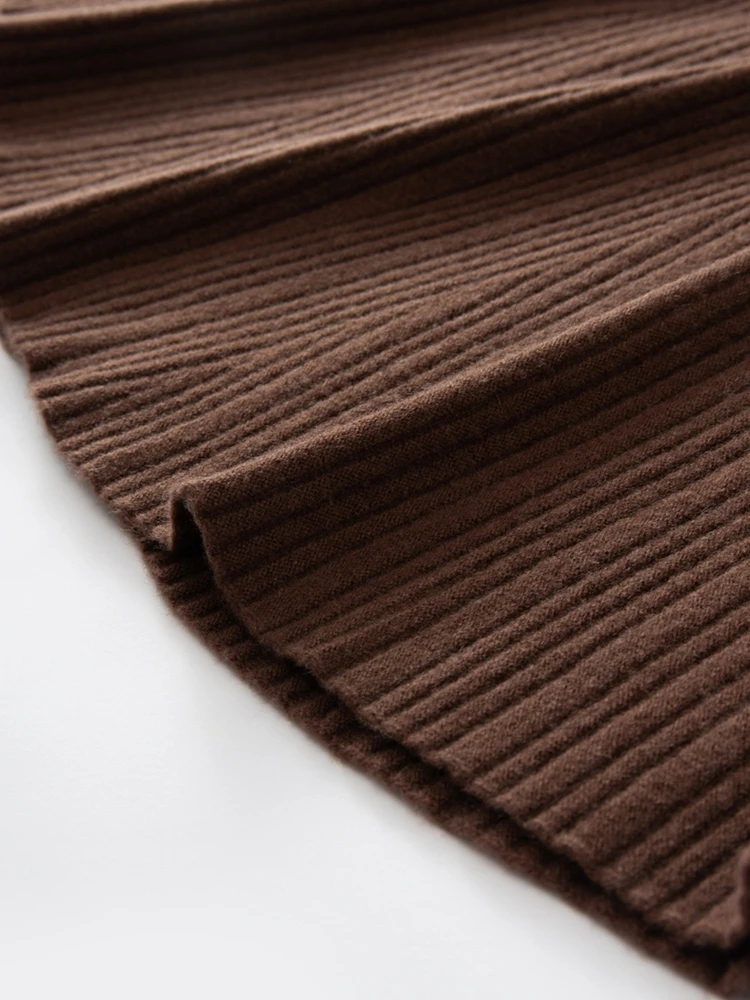 Cashmere skirt timeless