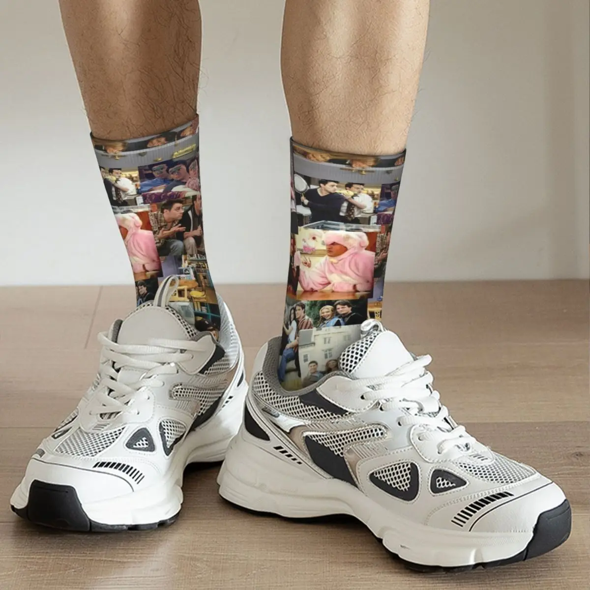 Fashion Male Men Socks Harajuku Friends TV Show Sock Central Perk High Quality Women\'s Stockings Spring Summer Autumn Winter