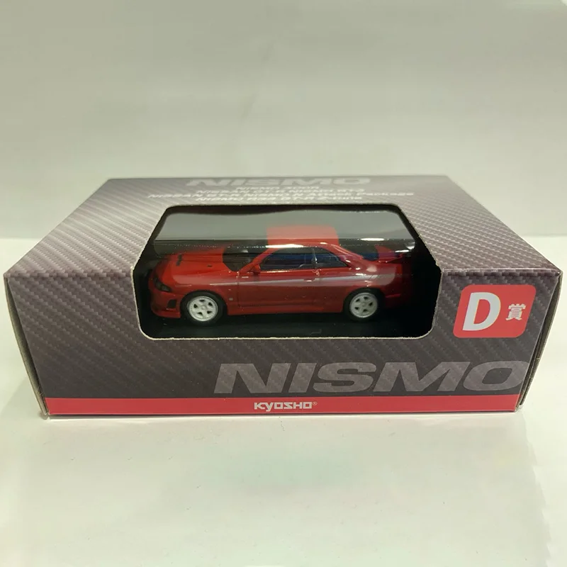 

Модель автомобиля Nissan Nismo 400R R33, масштаб 1/64