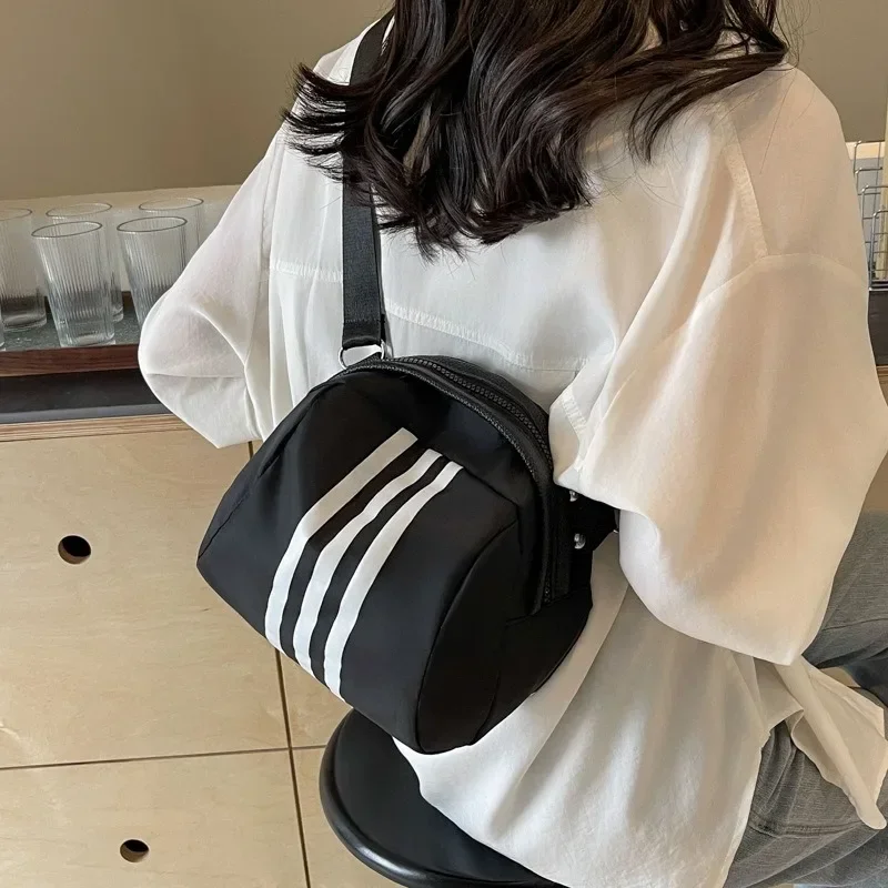 Women Striped Nylon Turtle Bag Shell Fashion Crossbody Casual Large Capacity Casual Fashion Small Bag