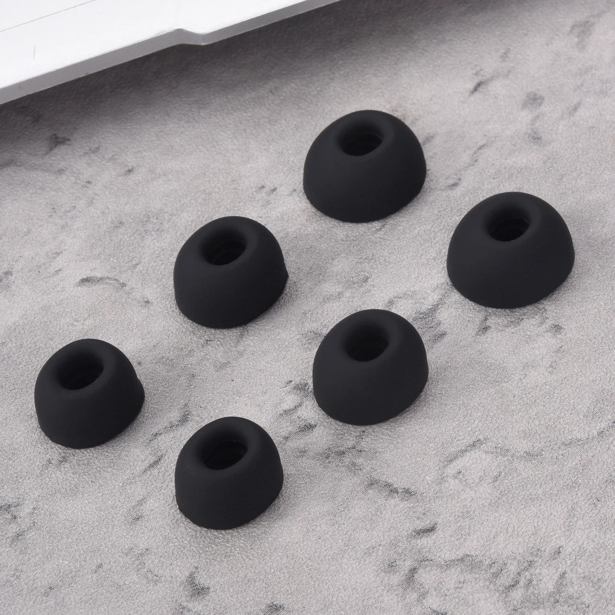 6Pcs Silicone Ear Tips for Lenovo GM2 Pro TWS Earbuds Eartips for LENOVO LP5 Ture Wireless Tips Oval Mouth Earplugs