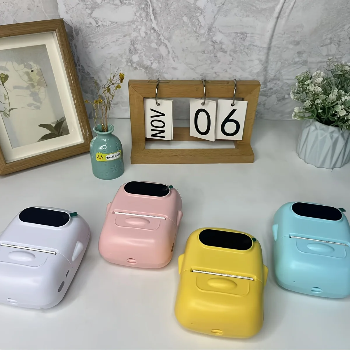 Label printer Mini Portable Wireless Label Printer Wireless Function Thermal Sticker Maker Handheld Tips Learning Marking