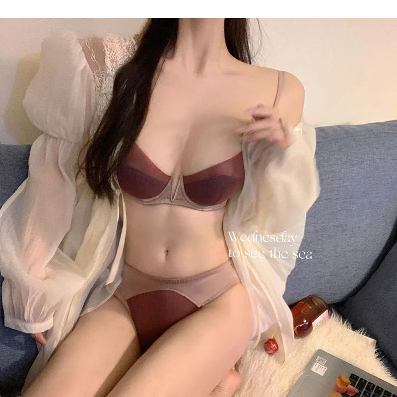 

Summer Thin Bras Deep V Sexy Wine Red Lace Mesh Gathered Girls Have Steel Ring Color Matching a b c Cup Bra Set